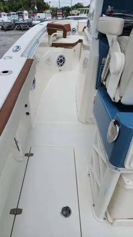 Slide: The Image of Cobia 265 Open Center Console 2025 - 21