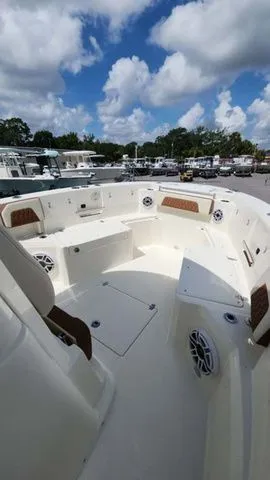 Slide: The Image of Cobia 265 Open Center Console 2025 - 32