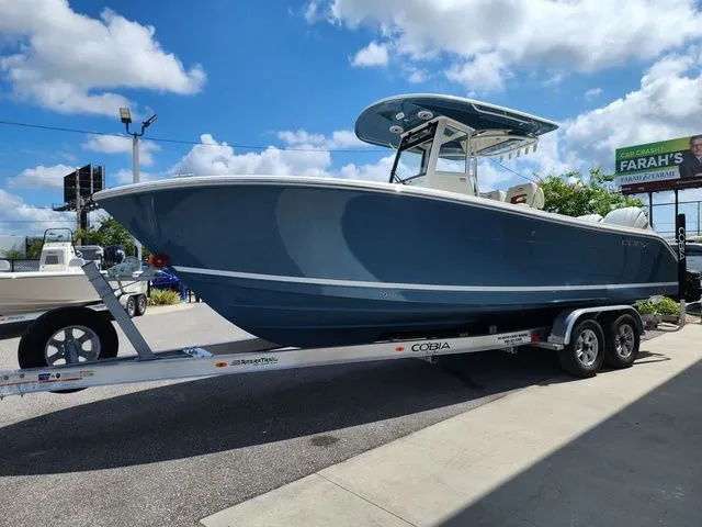 Slide: The Image of Cobia 265 Open Center Console 2025 - 4