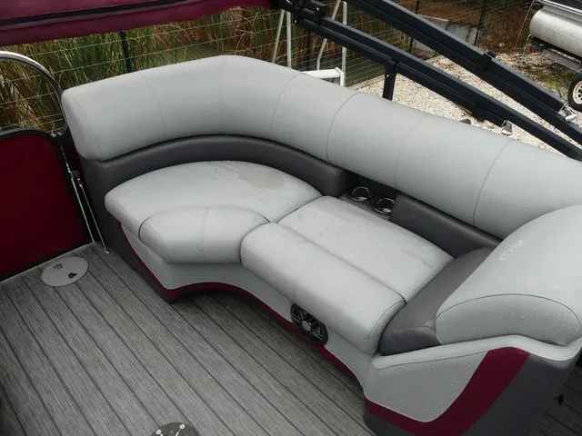 Slide: The Image of Manitou 21 OASIS RF VP 2022 - 11