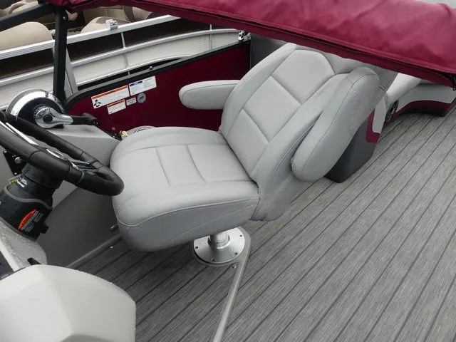 Slide: The Image of Manitou 21 OASIS RF VP 2022 - 6