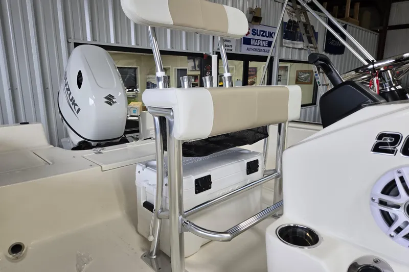 Slide: The Image of 2026 Bulls Bay 2000 boat interior with Suzuki engine and seating area. - 7