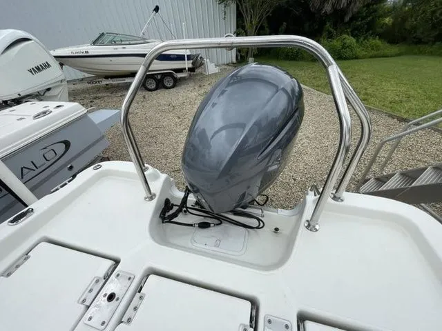 Slide: The Image of NauticStar 211 Angler 2016 - 14