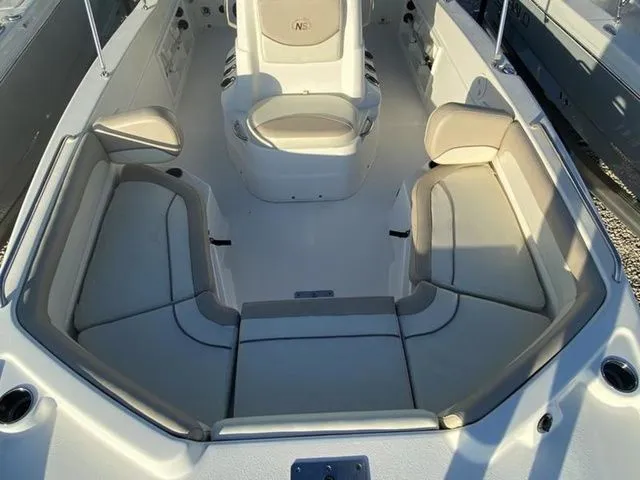 Slide: The Image of NauticStar 211 Angler 2016 - 21