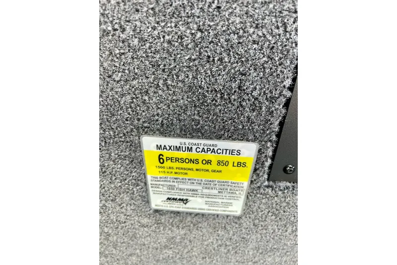 Slide: The Image of 2024 Crestliner 1650 Fish Hawk SC capacity label, 6 persons or 850 lbs limit. - 35