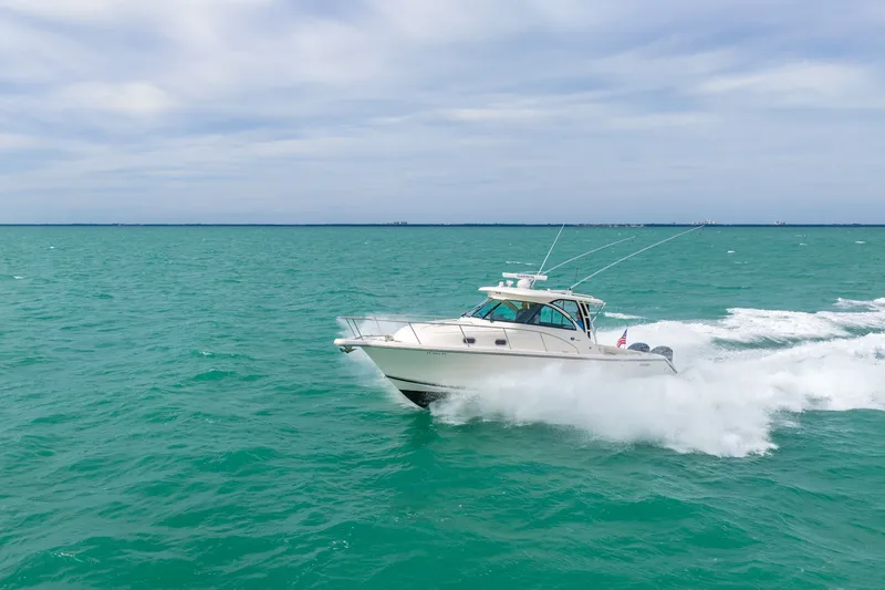 Slide: The Image of Pursuit OS 345 Offshore 2012 - 19