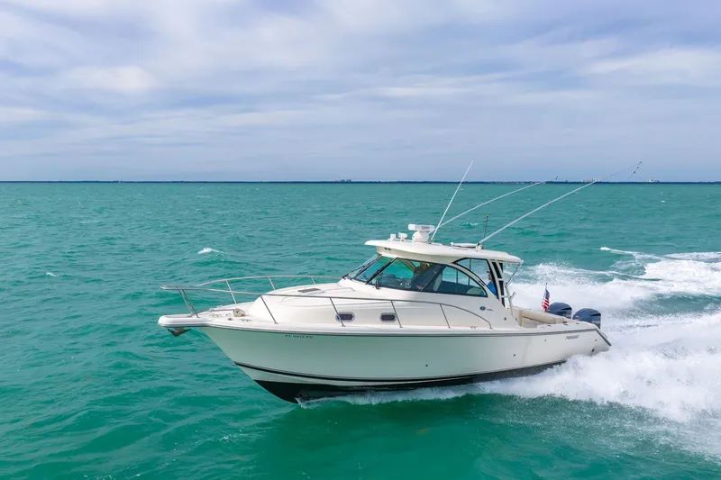 Slide: The Image of Pursuit OS 345 Offshore 2012 - 20