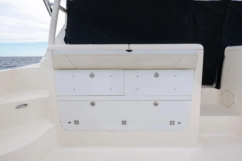 Slide: The Image of Pursuit OS 345 Offshore 2012 - 29