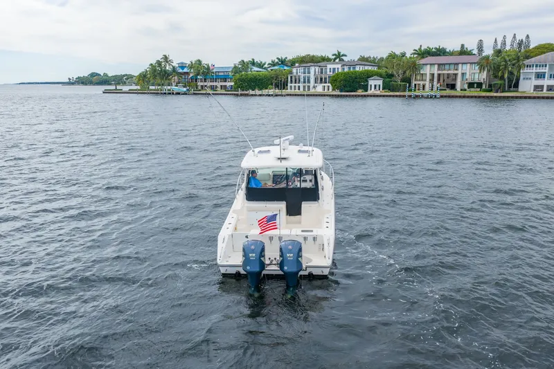 Slide: The Image of Pursuit OS 345 Offshore 2012 - 3