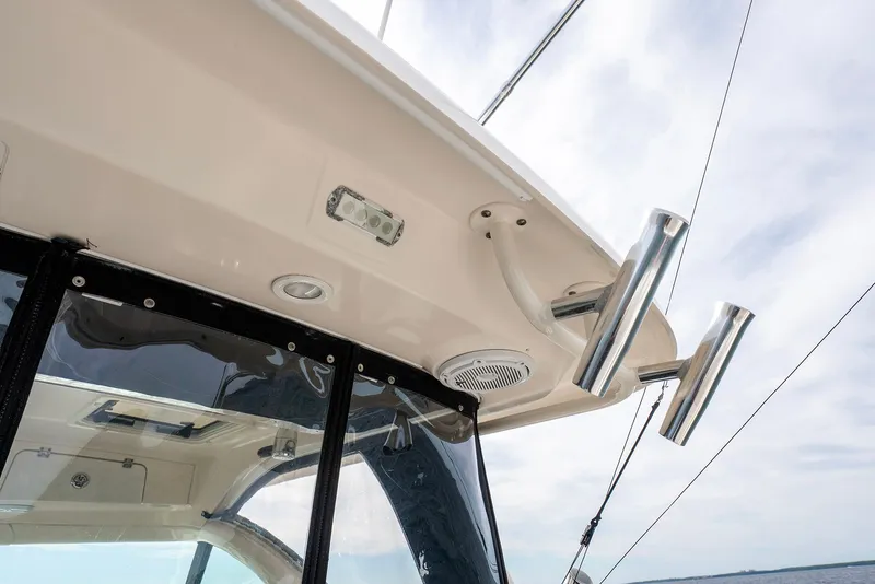 Slide: The Image of Pursuit OS 345 Offshore 2012 - 37