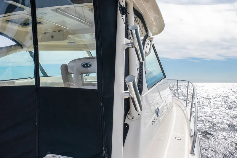 Slide: The Image of Pursuit OS 345 Offshore 2012 - 38