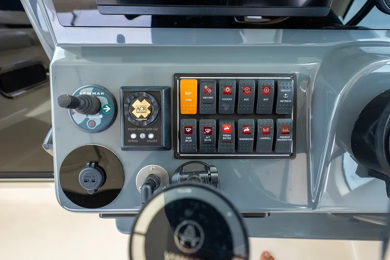 Slide: The Image of Pursuit OS 345 Offshore 2012 - 50