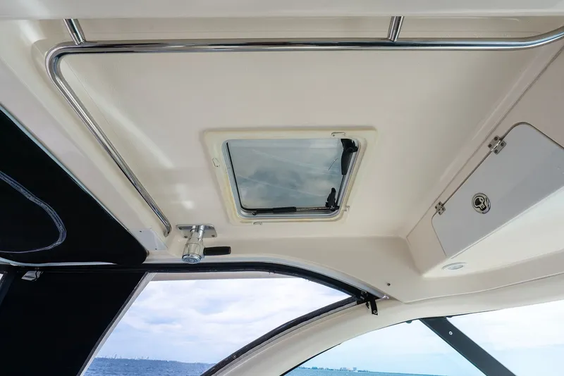 Slide: The Image of Pursuit OS 345 Offshore 2012 - 55