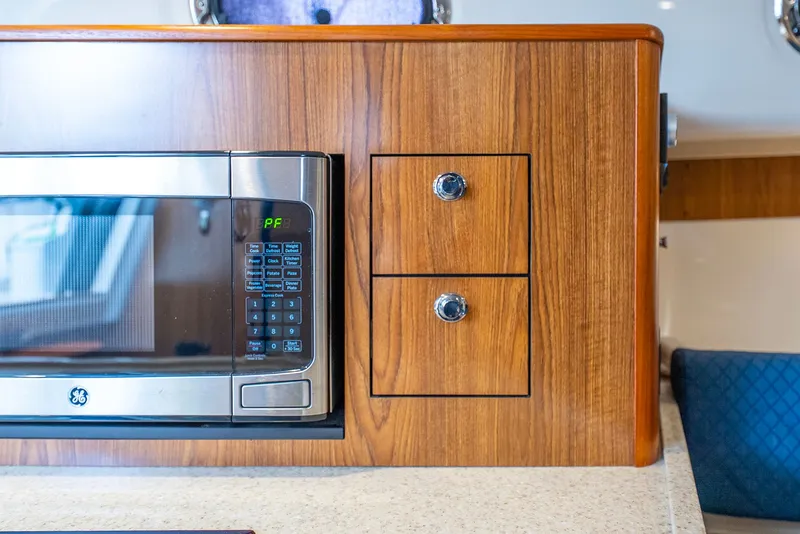 Slide: The Image of Pursuit OS 345 Offshore 2012 - 68