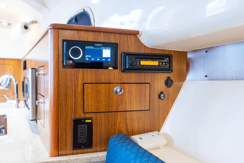 Slide: The Image of Pursuit OS 345 Offshore 2012 - 69