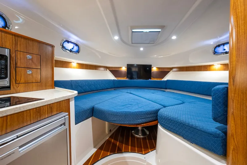 Slide: The Image of Pursuit OS 345 Offshore 2012 - 72