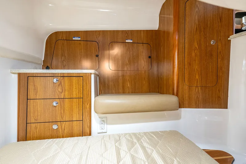 Slide: The Image of Pursuit OS 345 Offshore 2012 - 74