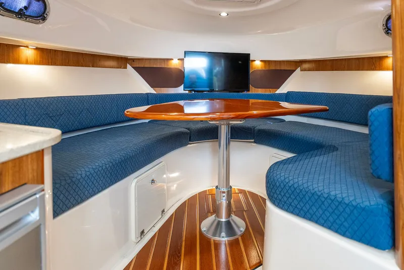 Slide: The Image of Pursuit OS 345 Offshore 2012 - 77