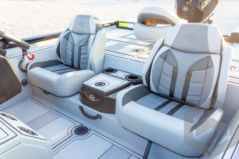 Slide: The Image of 2026 G3 Sportsman 1810 SE boat interior with dual gray seats and console. - 26
