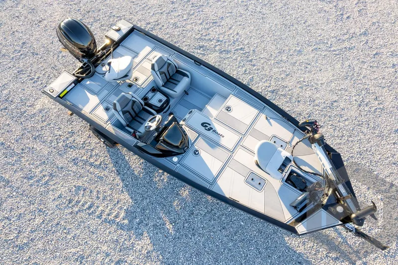 Slide: The Image of 2026 G3 Sportsman 1810 SE boat, aerial view on gravel surface. - 49