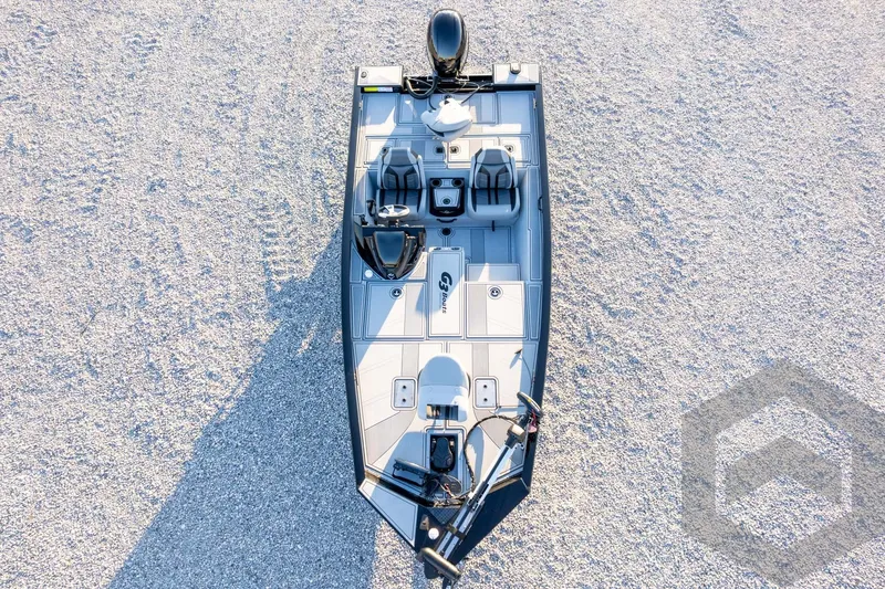Slide: The Image of 2026 G3 Sportsman 1810 SE boat, aerial view on gravel surface. - 50