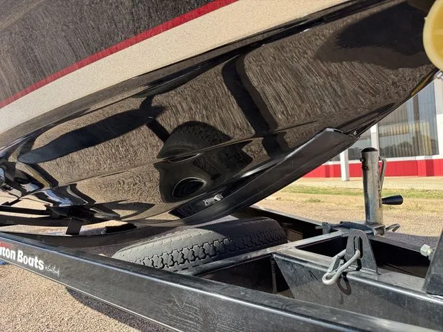 Slide: The Image of Triton 18XS DC 2012 - 20