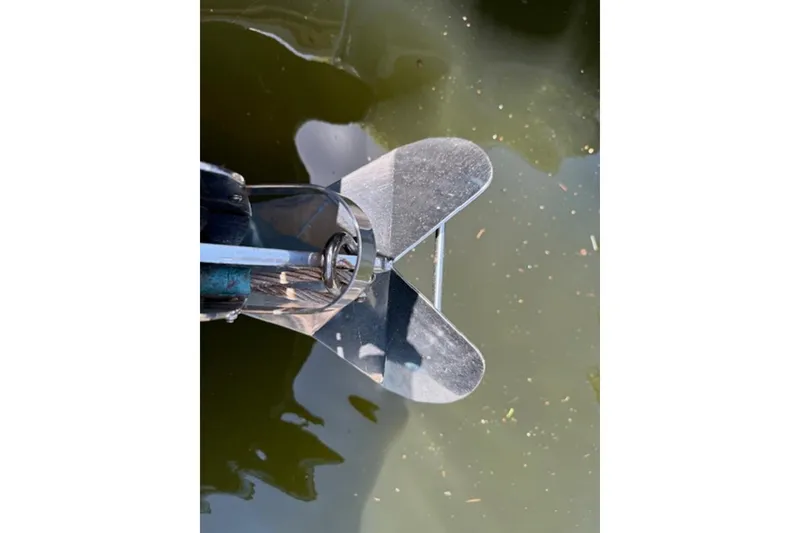 Slide: The Image of Propeller of 2021 World Cat 400 DC-X boat submerged in water. - 17