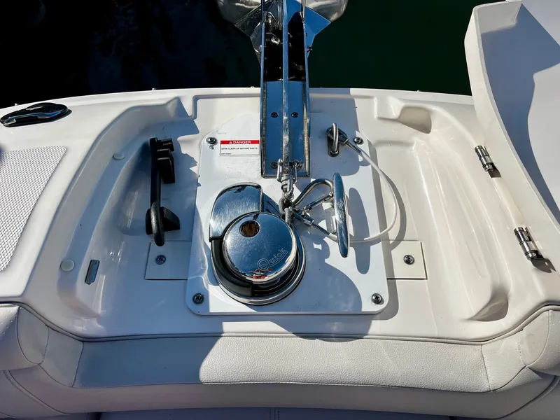 Slide: The Image of Sea Ray SDX 290 Outboard 2020 - 12