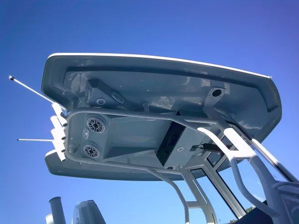 Slide: The Image of Tidewater 2410 Bay Max 2026 - 12