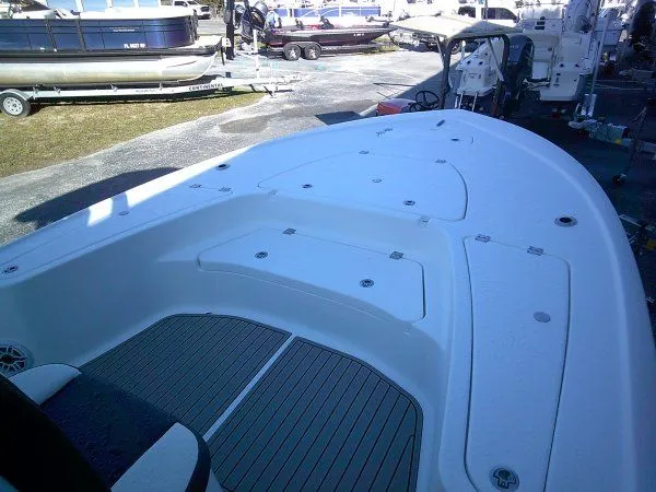 Slide: The Image of Tidewater 2410 Bay Max 2026 - 8