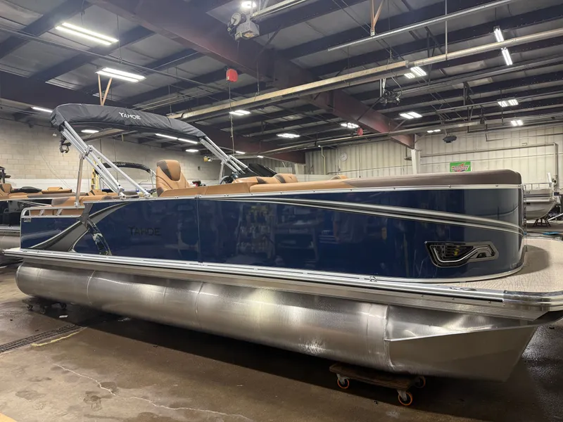 Slide: The Image of Tahoe LTZ 2385 Elite Cruise & Honda 4-Stroke EFI 2026 - 39