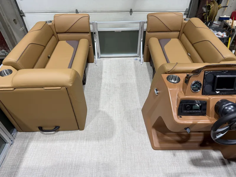 Slide: The Image of Tahoe Sport 2180 Swingback (VRB) & Honda 4-Stroke EFI 2026 - 29