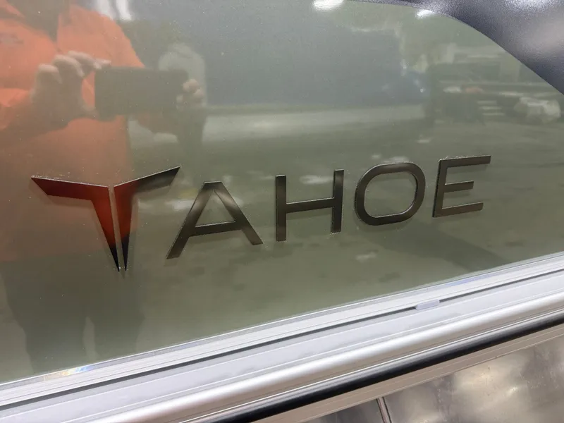 Slide: The Image of Tahoe Sport 2180 Swingback (VRB) & Honda 4-Stroke EFI 2026 - 39