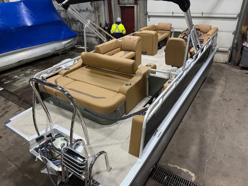 Slide: The Image of Tahoe Sport 2180 Swingback (VRB) & Honda 4-Stroke EFI 2026 - 47