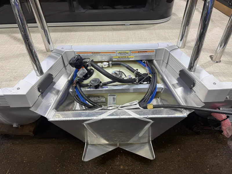 Slide: The Image of Tahoe Sport 2180 Swingback (VRB) & Honda 4-Stroke EFI 2026 - 38