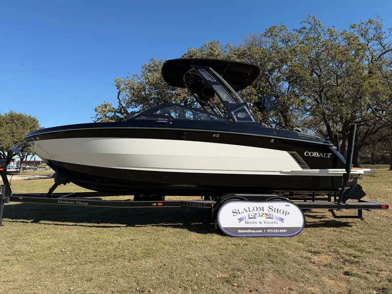 The Image of 2026 COBALT R6 SURF - Image 1 - 1