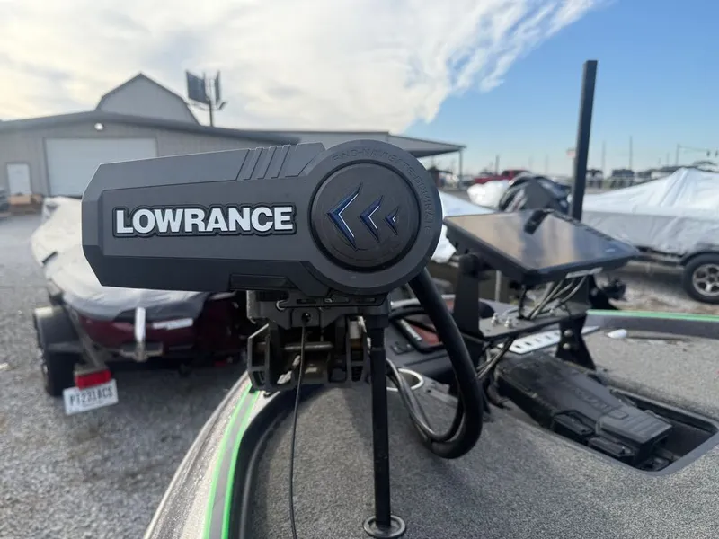 Slide: The Image of Triton 20 TrX Patriot 2021 - 5