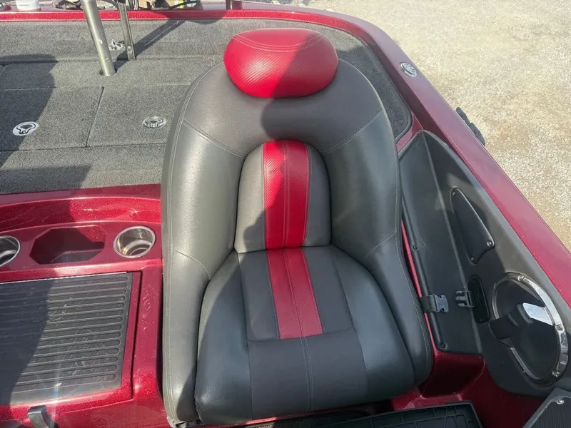 Slide: The Image of Ranger Z521D 2012 - 8