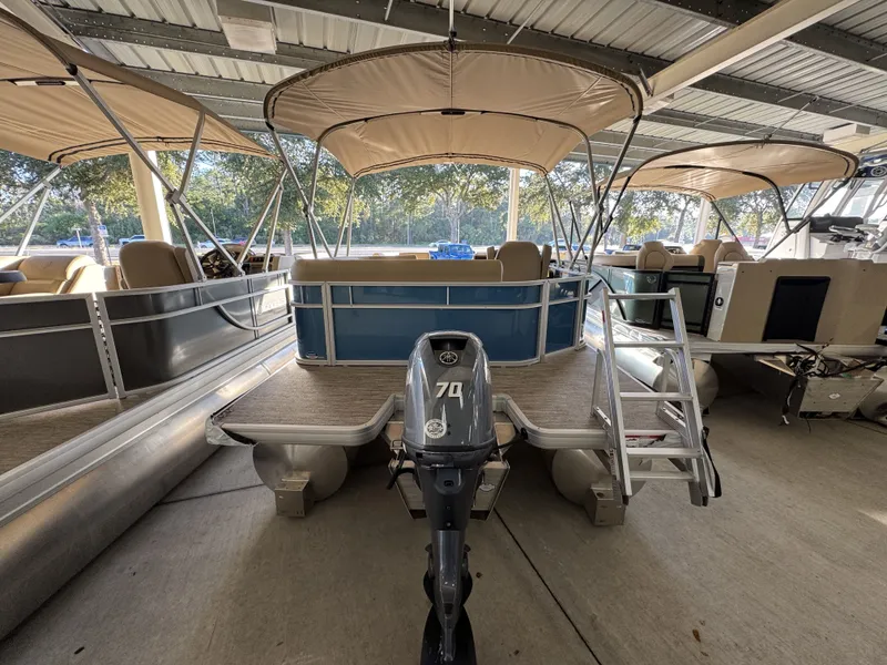 Slide: The Image of Sweetwater Xperience Cruise 1886 CX 2026 - 15