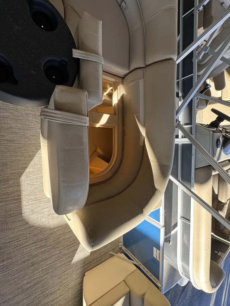 Slide: The Image of Sweetwater Xperience Cruise 1886 CX 2026 - 31