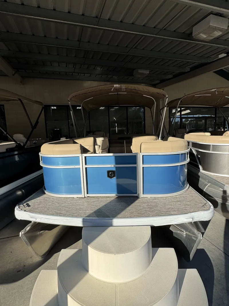 Slide: The Image of Sweetwater Xperience Cruise 1886 CX 2026 - 37