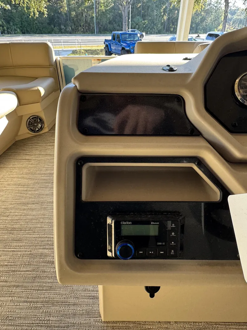 Slide: The Image of Sweetwater Xperience Cruise 1886 CX 2026 - 8