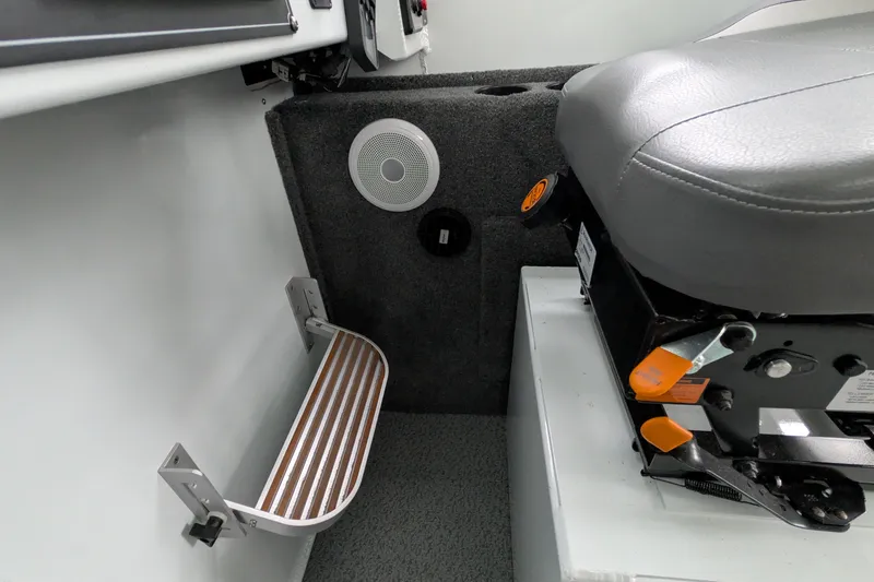Slide: The Image of Interior of 2022 Hewscraft Pacific Explorer boat with seat and footrest. - 50