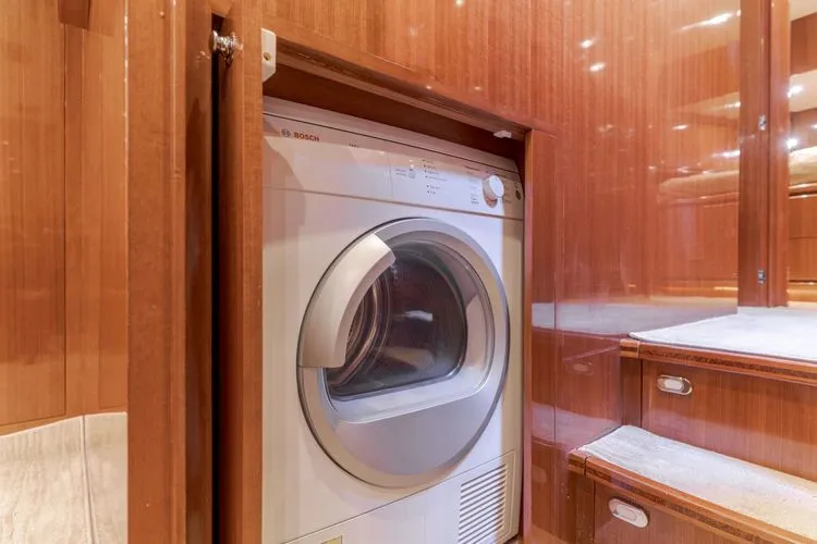 Slide: The Image of 2011 Hampton 620 Pilothouse - Image 26 - 26