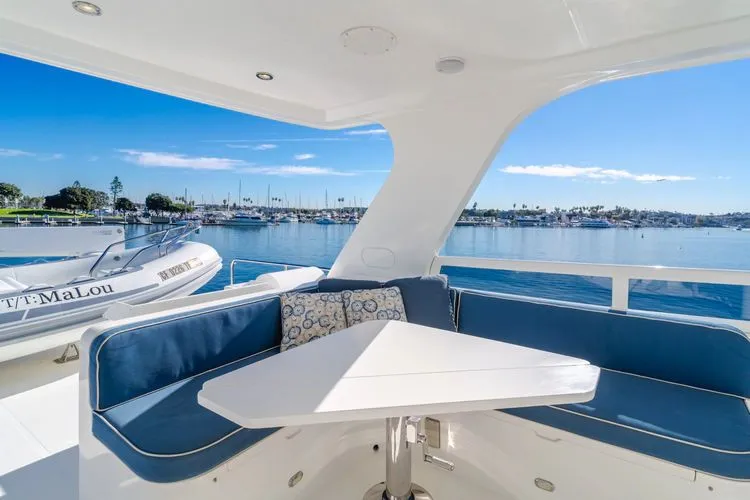 Slide: The Image of 2011 Hampton 620 Pilothouse - Image 39 - 39