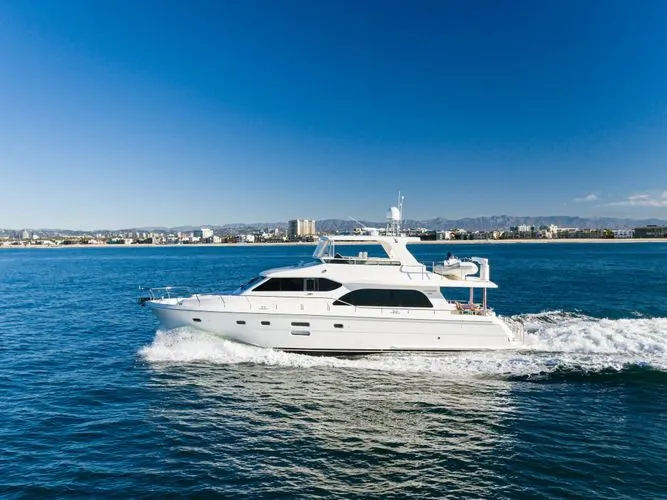 Slide: The Image of 2011 Hampton 620 Pilothouse - Image 8 - 8