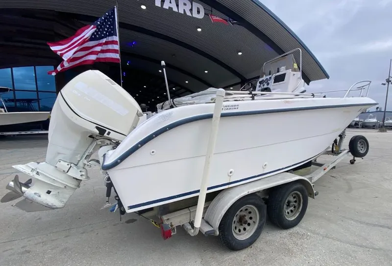 Slide: The Image of Sea Fox 210 Center Console 2000 - 17