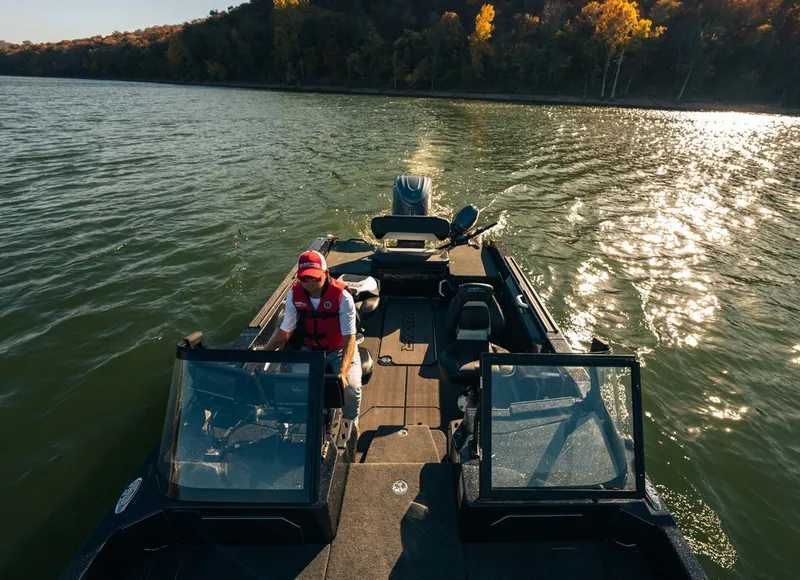 Slide: The Image of Skeeter WXR2260 2026 - 6