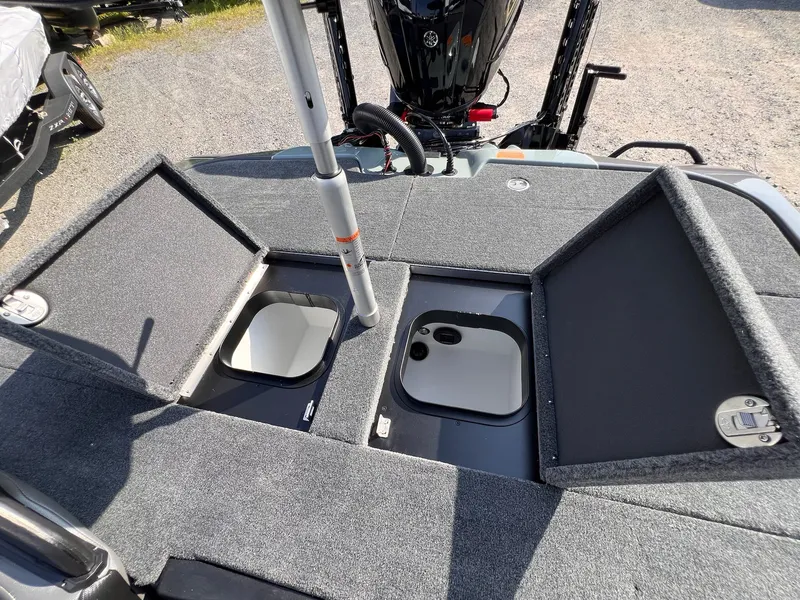 Slide: The Image of Skeeter ZXE20 2026 - 28