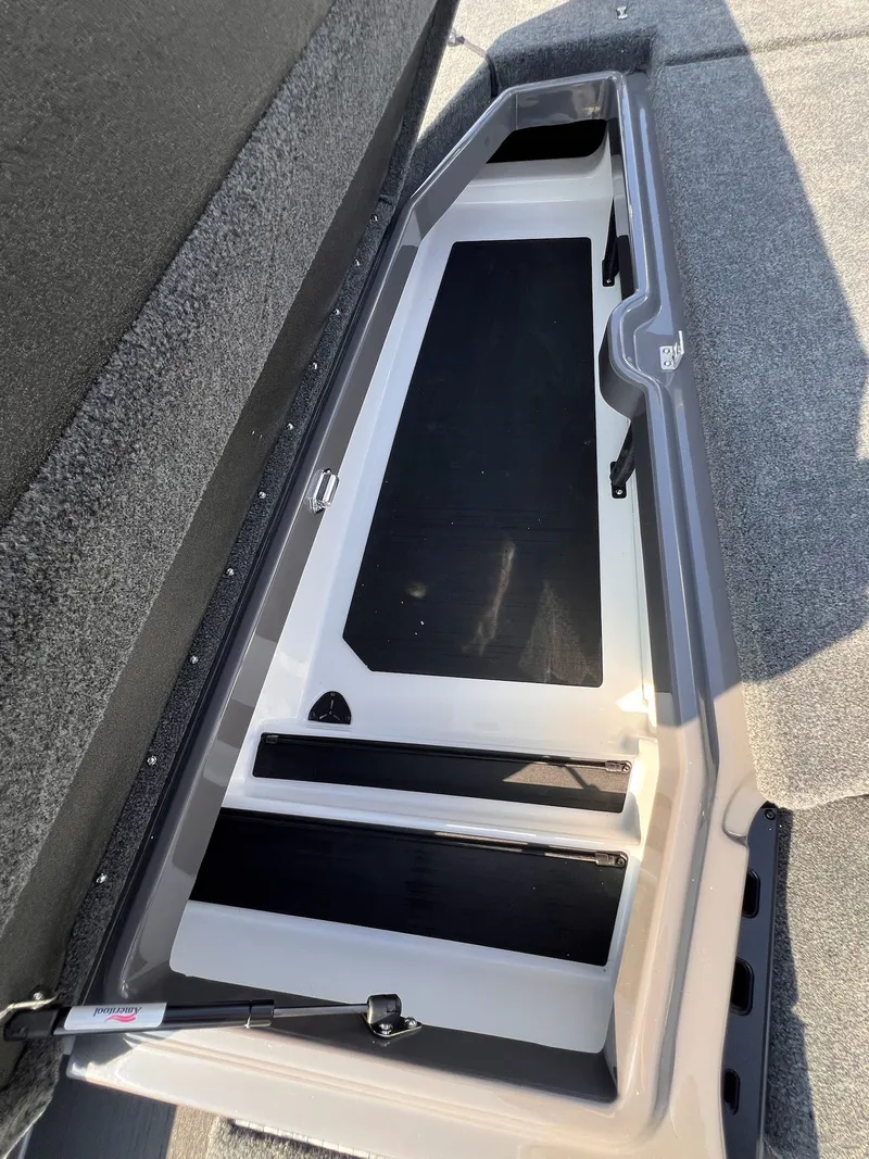 Slide: The Image of Skeeter ZXE20 2026 - 29